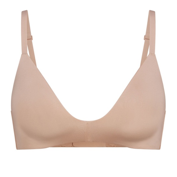 SKIMS Other - Skims WIRELESS FORM T-SHIRT DEMI BRA | MICA